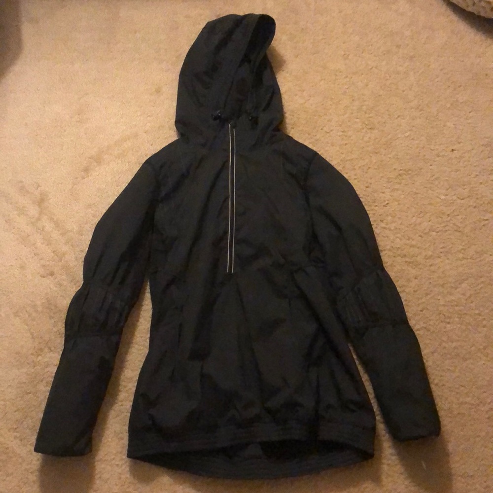 Lululemon Rain jacket/windbreaker